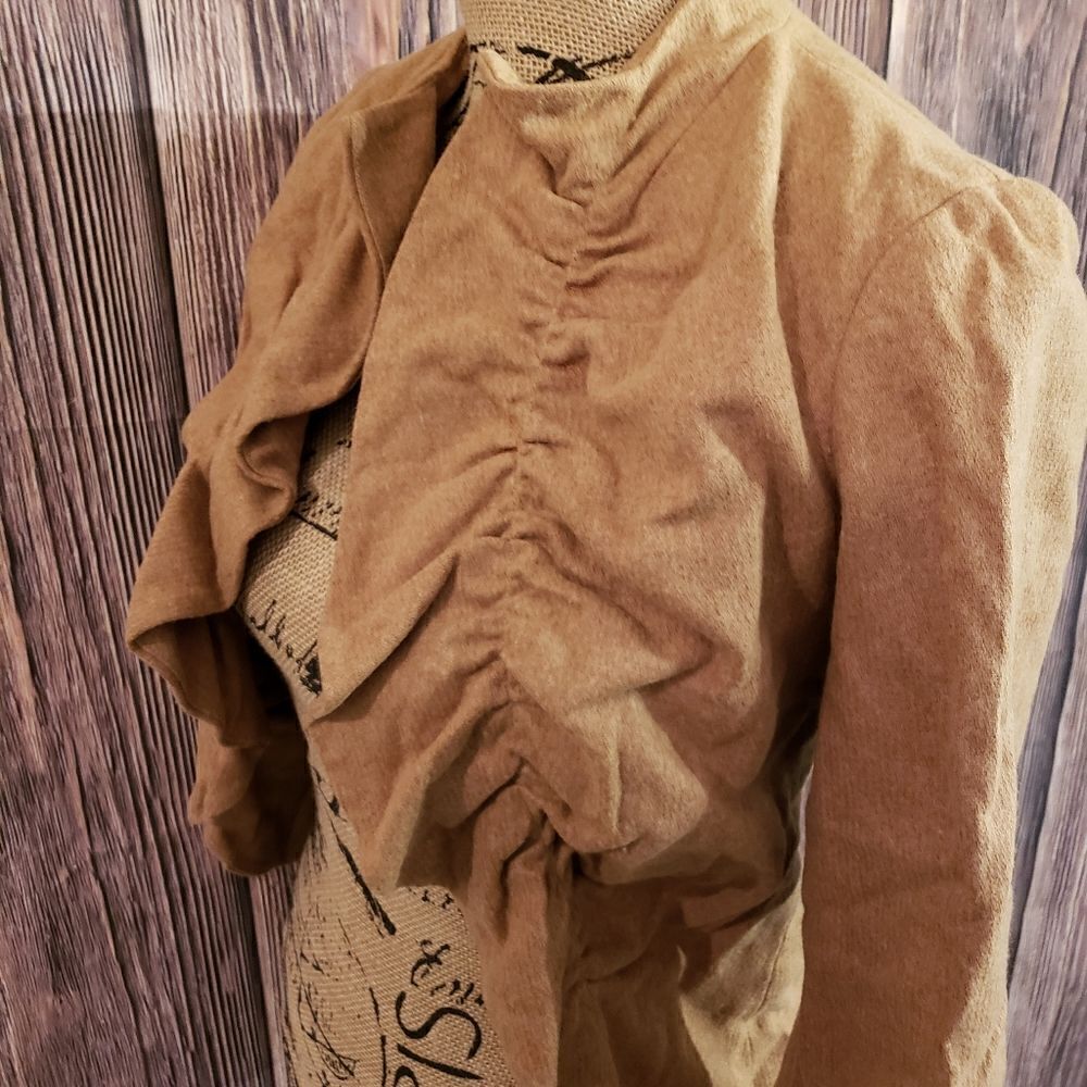 Tabitha Jacket - Picture 3 of 13
